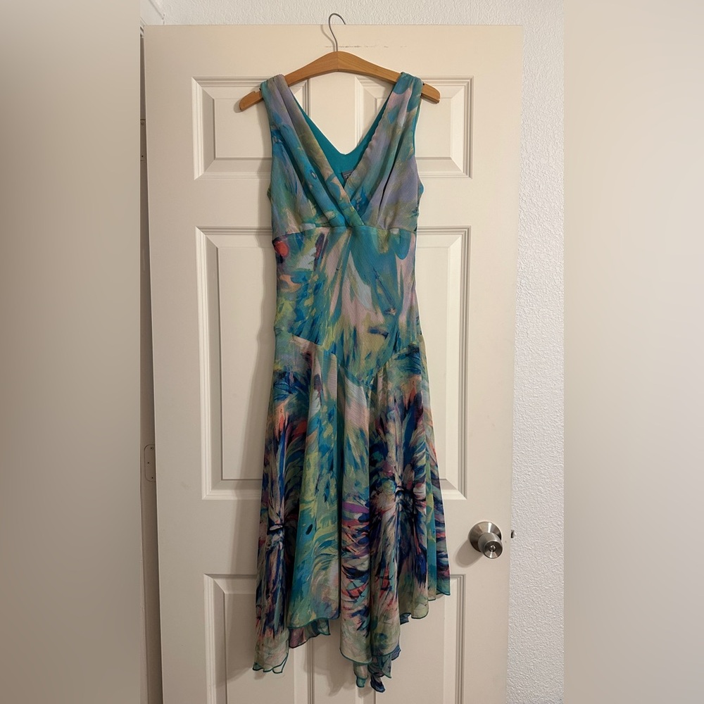 Rabbit Rabbit Rabbit Jade Floral Hankershief Hemline Sleeveless Dress Size 10